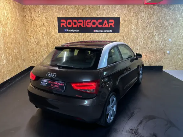 Audi A1 1.2 TFSi Attraction 3