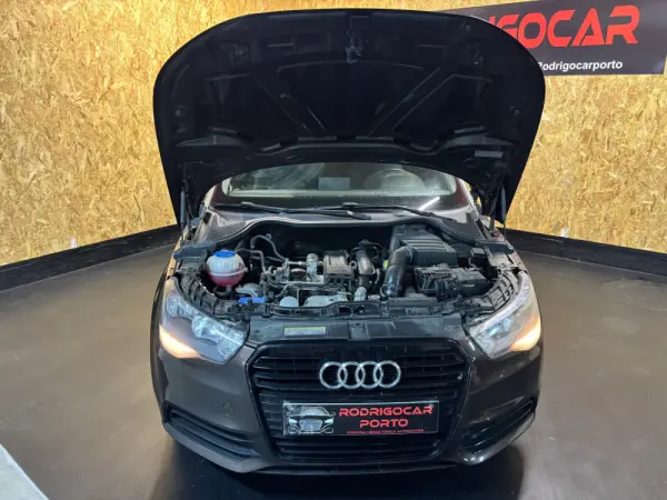 Audi A1 1.2 TFSi Attraction 23