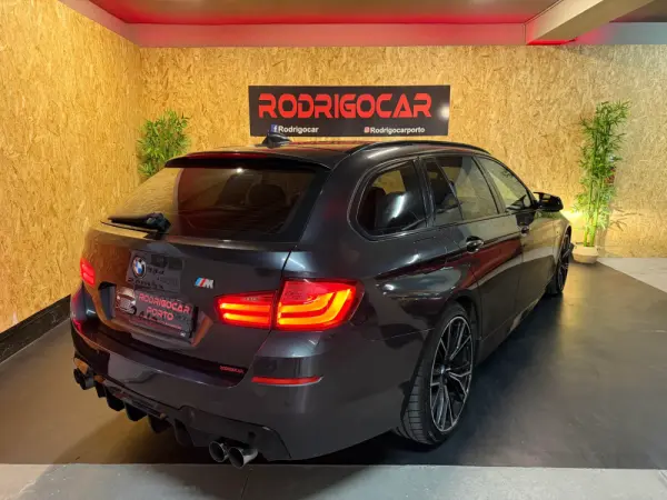 BMW 520 d Pack M Auto 3