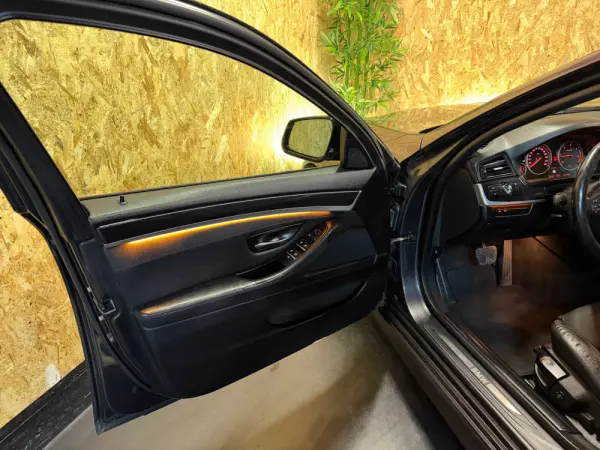 BMW 520 d Pack M Auto 5