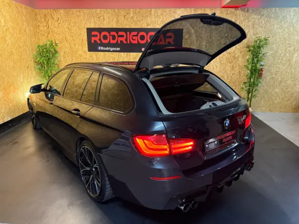 BMW 520 d Pack M Auto 20