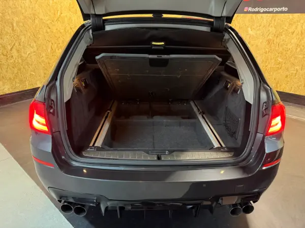 BMW 520 d Pack M Auto 23