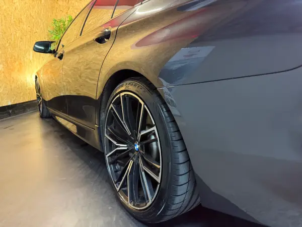 BMW 520 d Pack M Auto 25