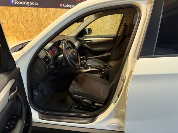 BMW X1 16 d sDrive Line Sport 5