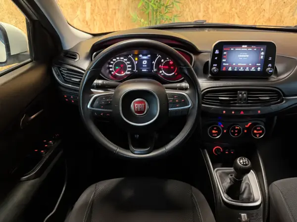 Fiat Tipo 1.3 M-Jet Lounge J17 16