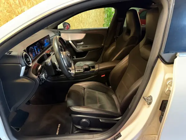 Mercedes-Benz A 180 d AMG Line Aut. 9