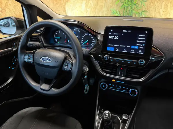 Ford Fiesta 1.5 TDCi ST-Line 8