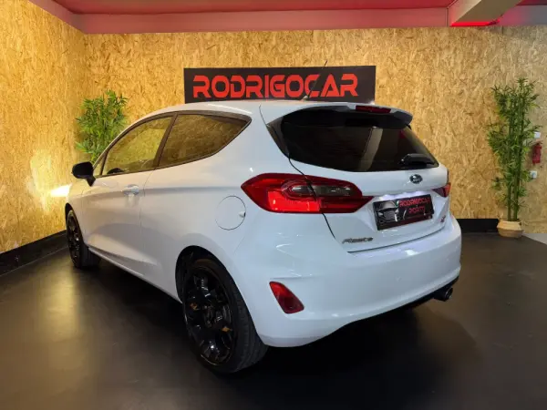 Ford Fiesta 1.5 TDCi ST-Line 11