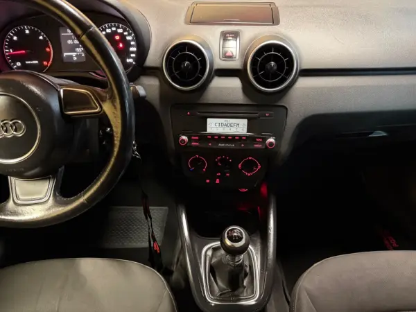 Audi A1 1.6 TDI Advance 7