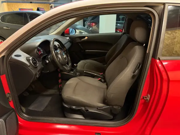 Audi A1 1.6 TDI Advance 22