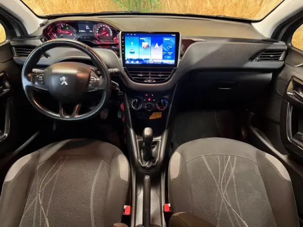 Peugeot 208 1.4 HDi Access 4