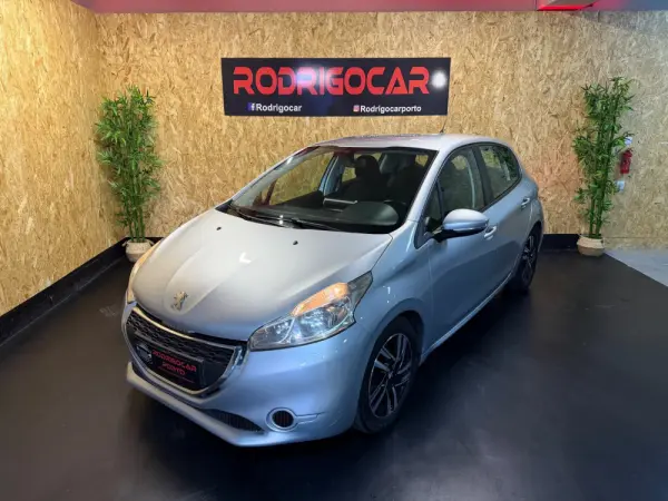 Peugeot 208 1.4 HDi Access 12