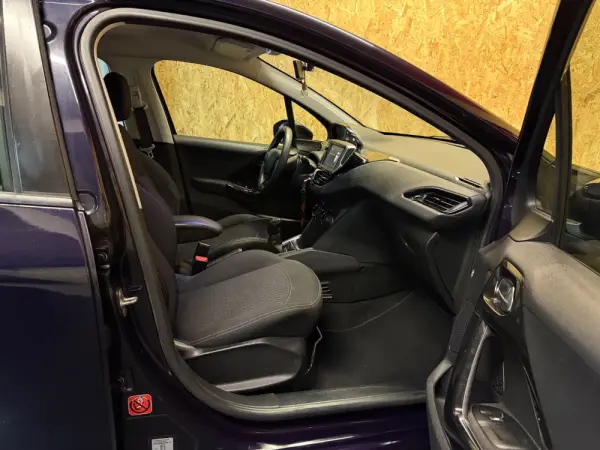 Peugeot 208 PureTech 82 Active 2
