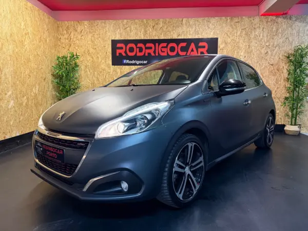 Peugeot 208 1.2 PureTech GT Line 20