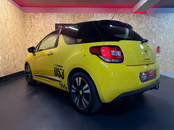 Citroen DS3 1.2 VTi So Chic 13