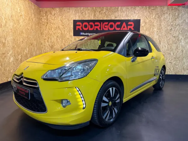 Citroen DS3 1.2 VTi So Chic 25