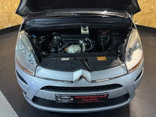 Citroen C4 Picasso 1.6 HDi Exclusive 21