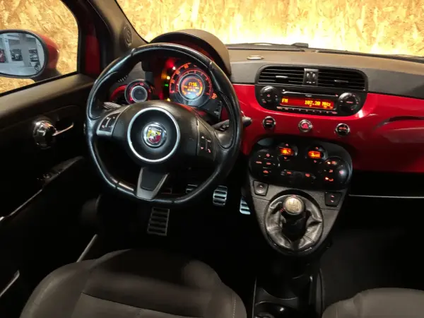 Abarth 500 1.4 T-Jet 8