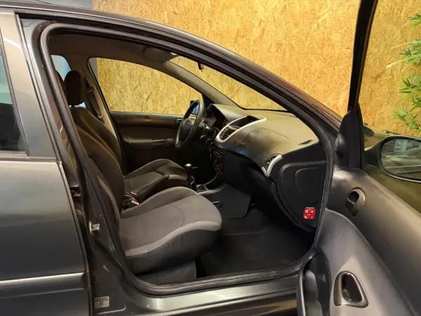 Peugeot 206+ 1.1 Trendy 3
