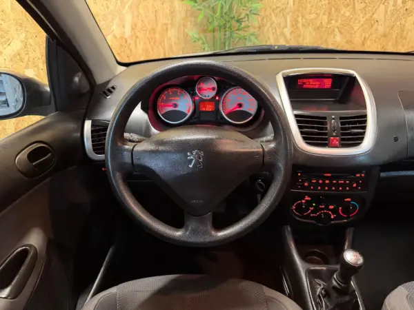Peugeot 206+ 1.1 Trendy 6