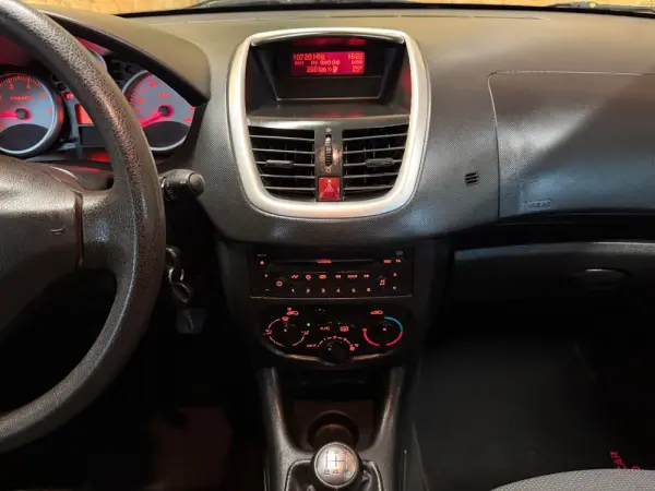 Peugeot 206+ 1.1 Trendy 8