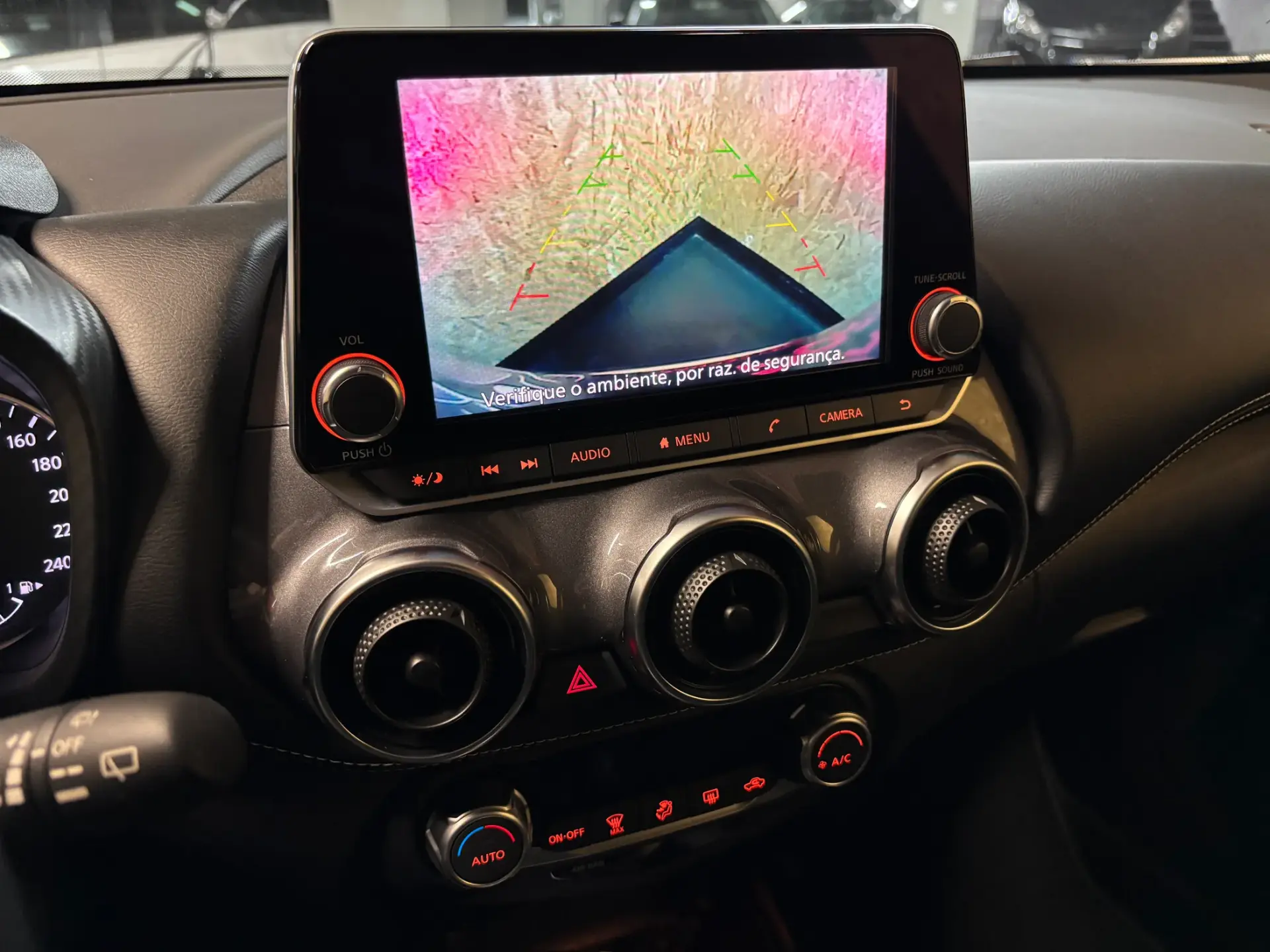 Nissan Juke 1.0 DIG-T N-Design Black 21