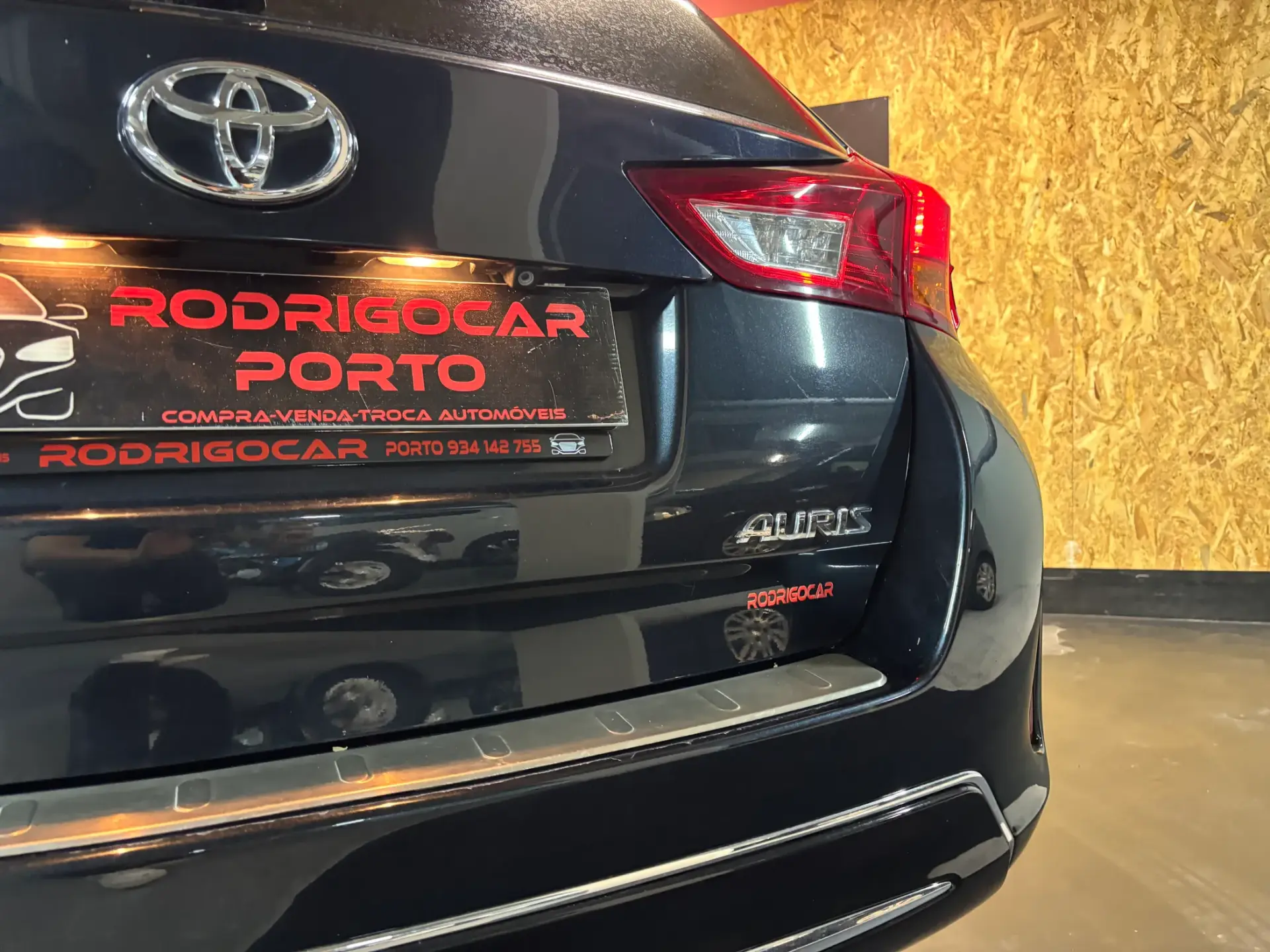 Toyota Auris Touring Sports 1.4 D-4D Comfort+Pack Sport+Navi 22