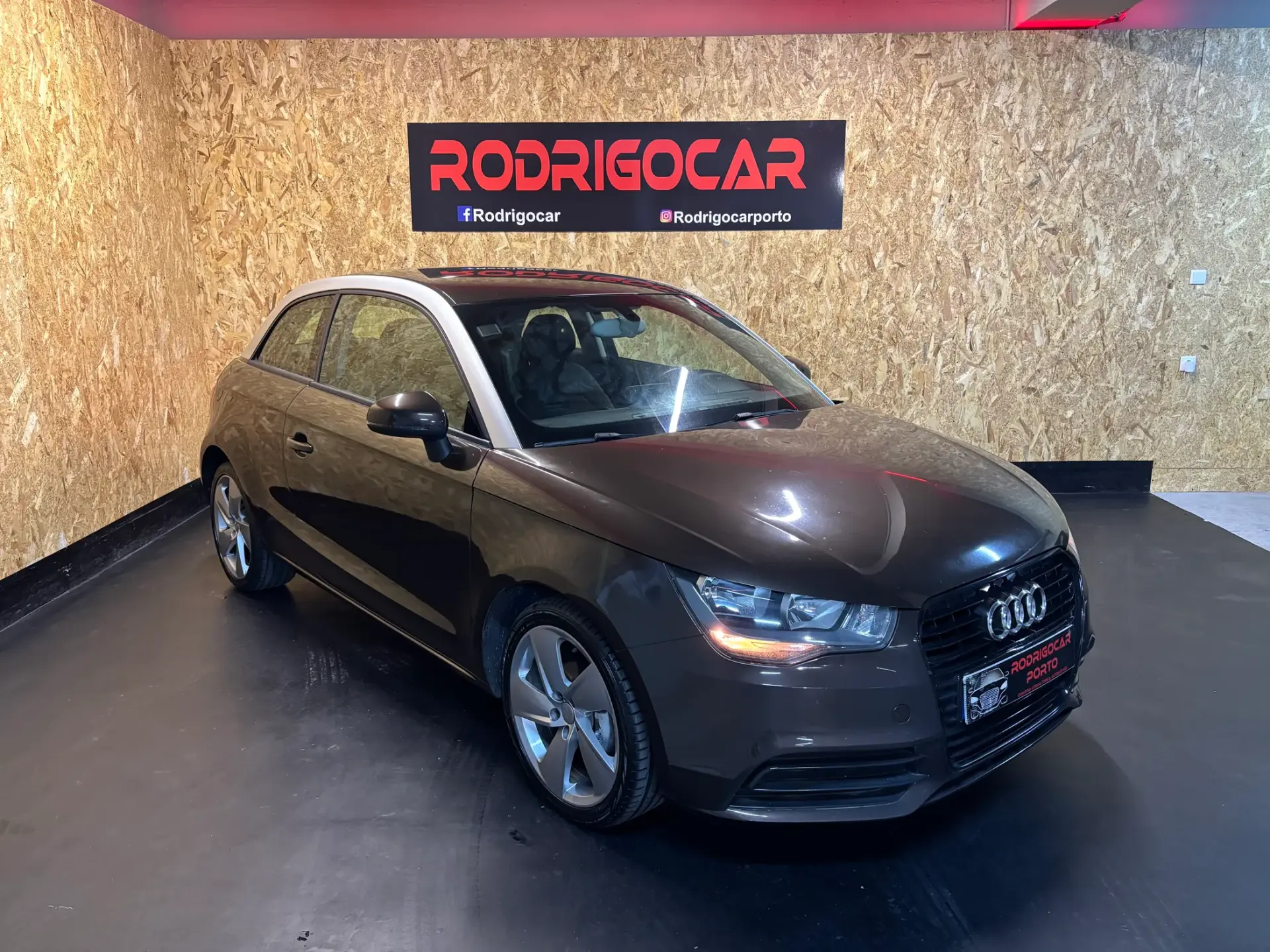 Audi A1 1.2 TFSi Attraction 1
