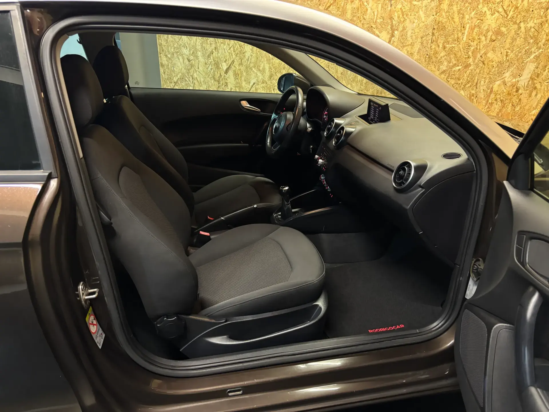 Audi A1 1.2 TFSi Attraction 10