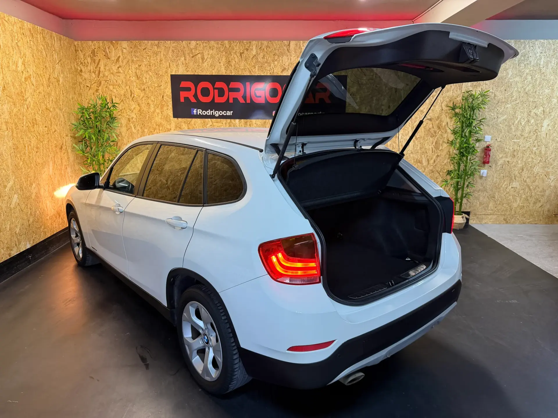 BMW X1 16 d sDrive Line Sport 17