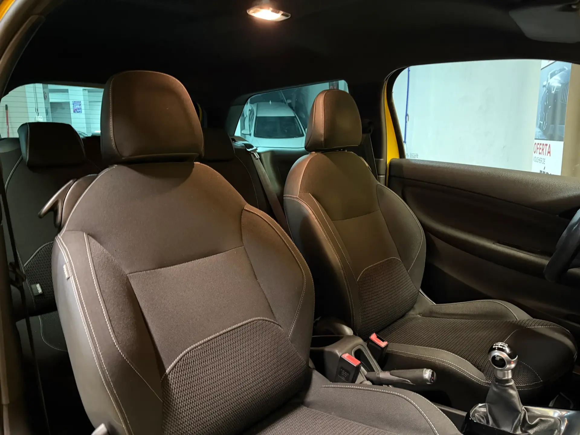 Citroen DS3 1.2 VTi So Chic 11