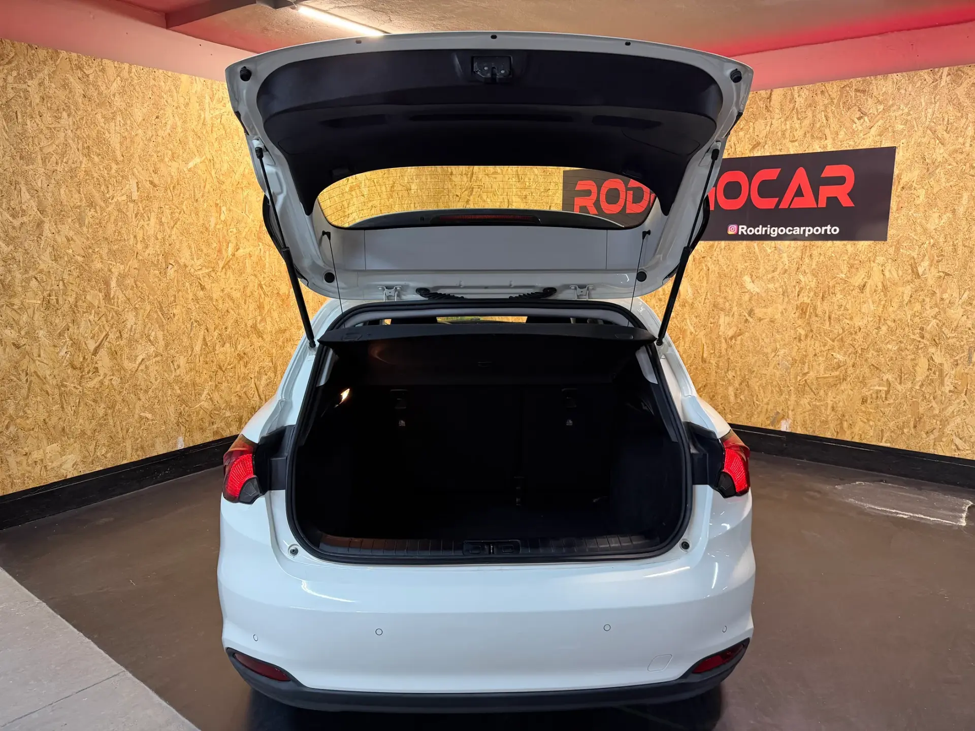 Fiat Tipo 1.3 M-Jet Lounge J17 23