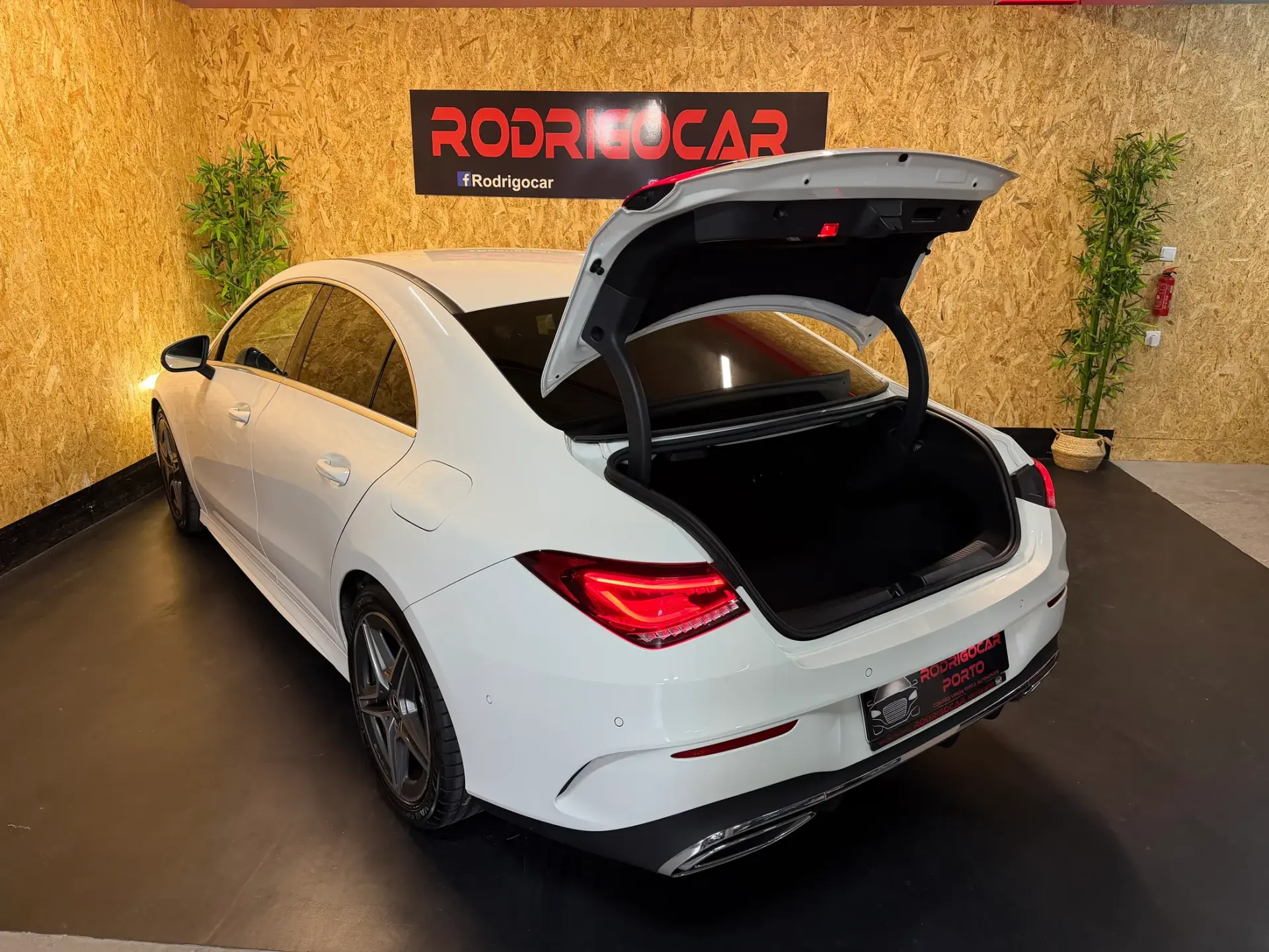 Mercedes-Benz A 180 d AMG Line Aut. 23