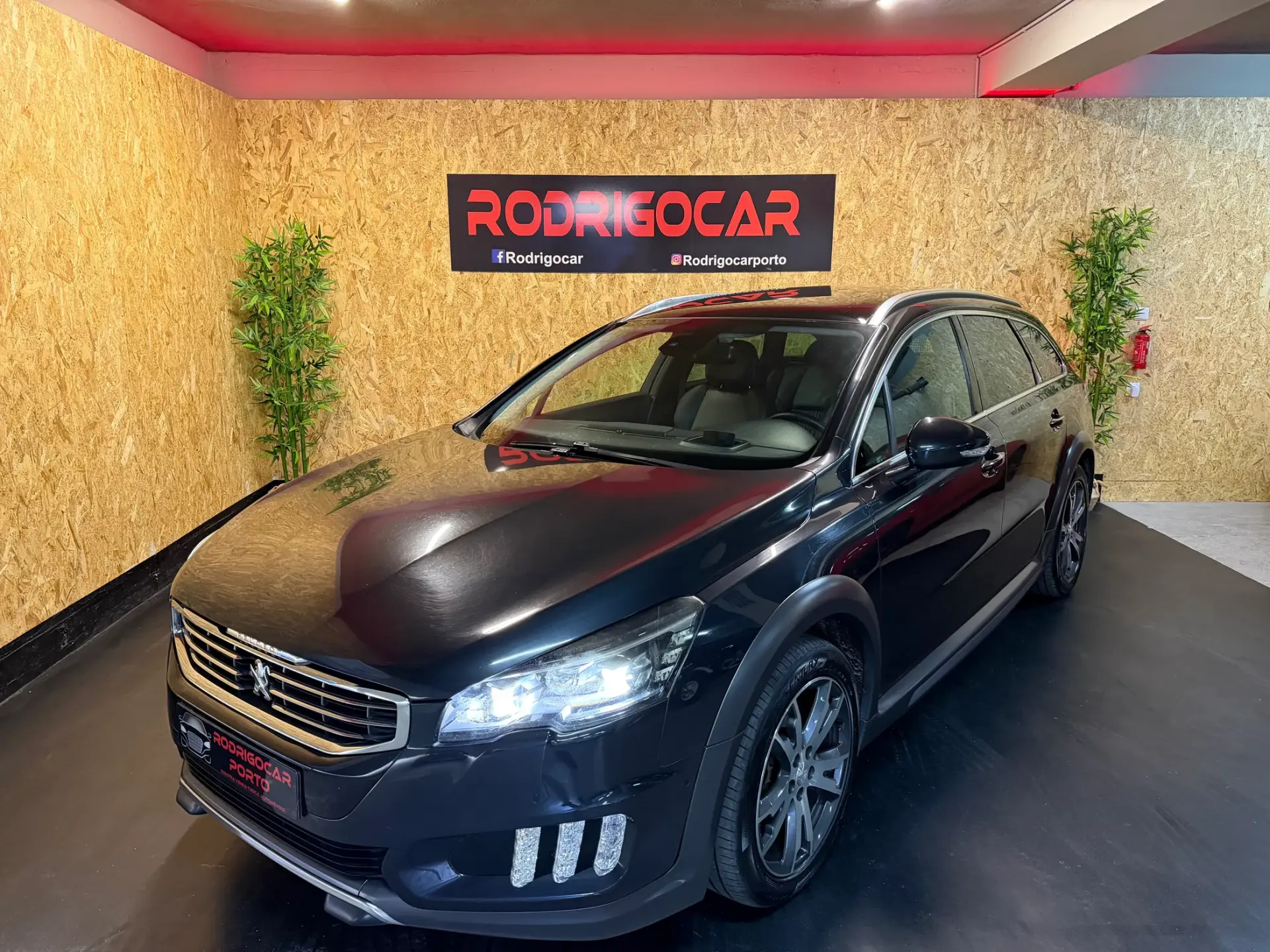 Peugeot 508 RXH 2.0 HDi Hybrid4 2-Tronic 2