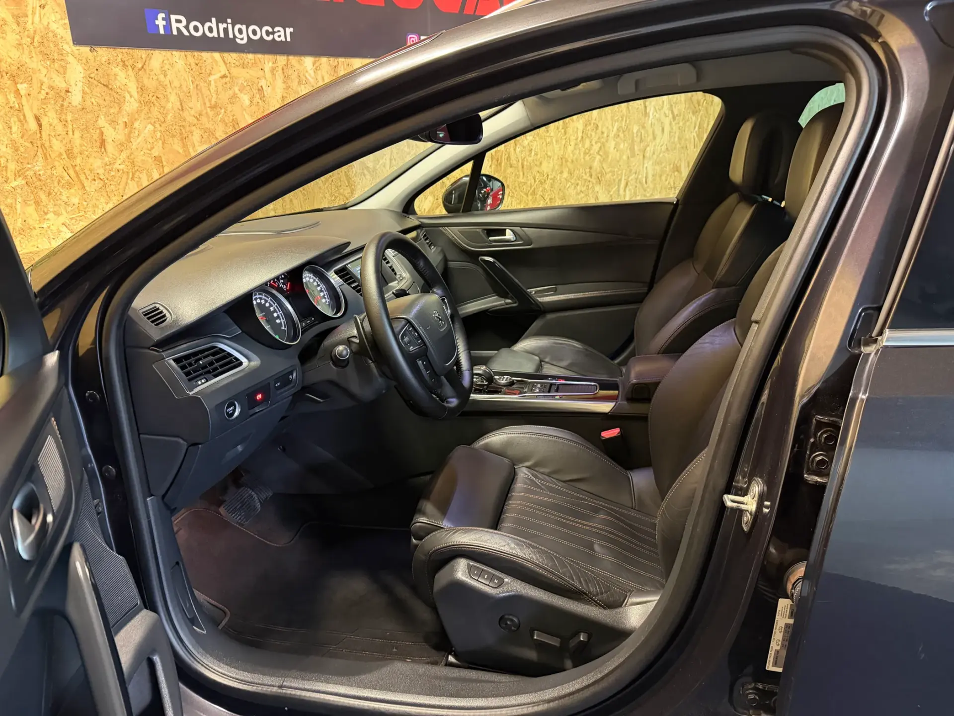Peugeot 508 RXH 2.0 HDi Hybrid4 2-Tronic 6