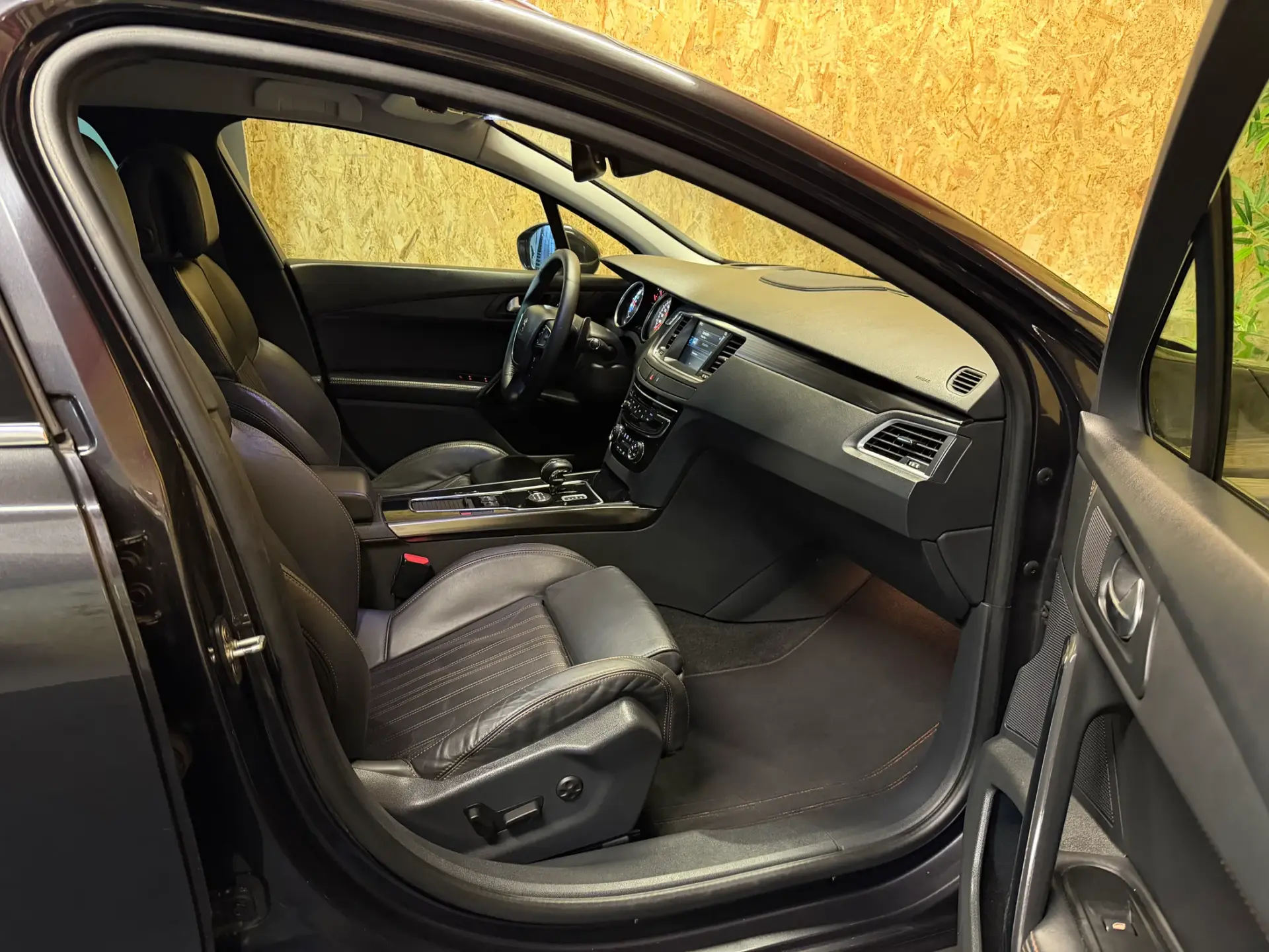 Peugeot 508 RXH 2.0 HDi Hybrid4 2-Tronic 12