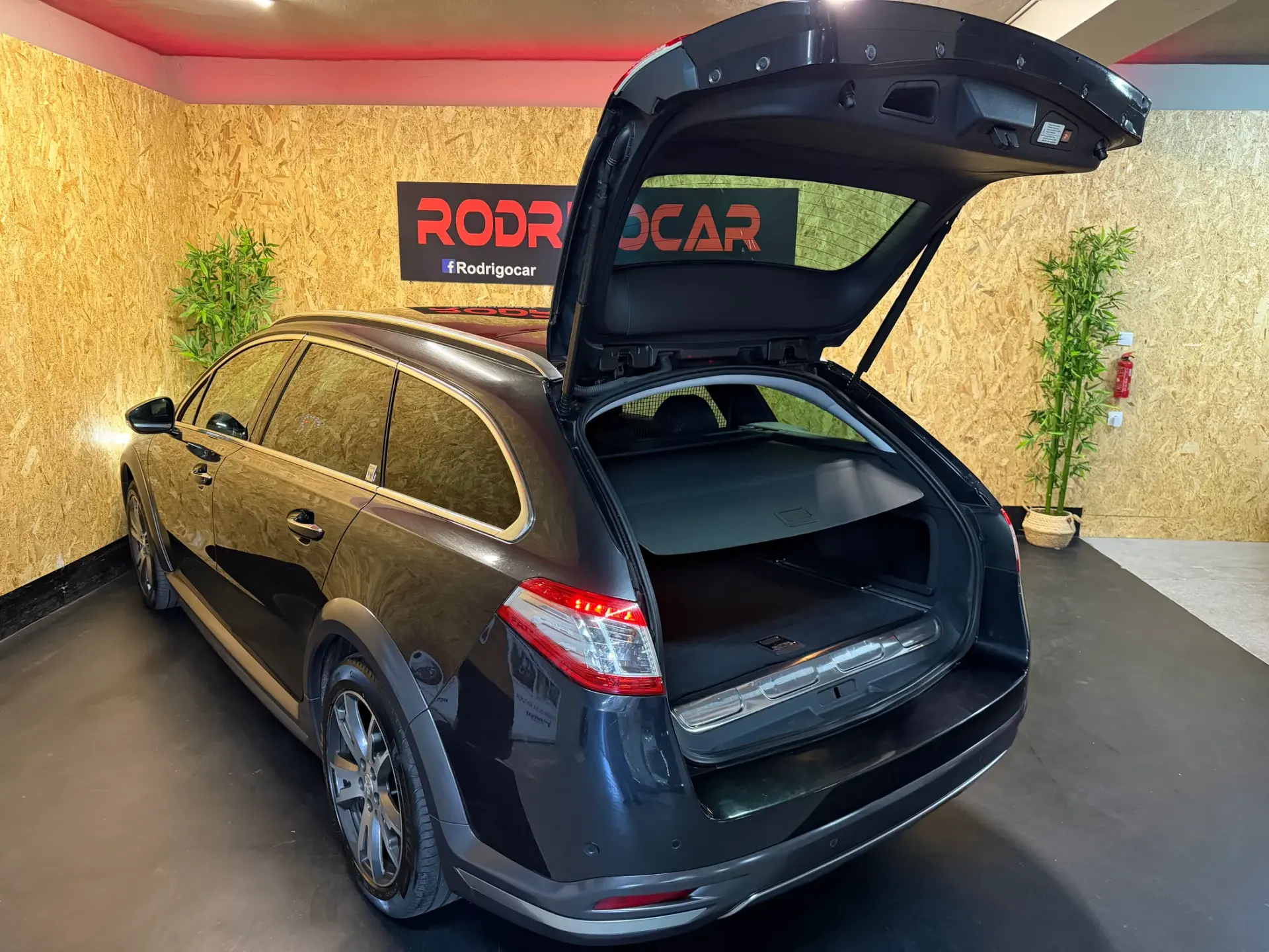 Peugeot 508 RXH 2.0 HDi Hybrid4 2-Tronic 26