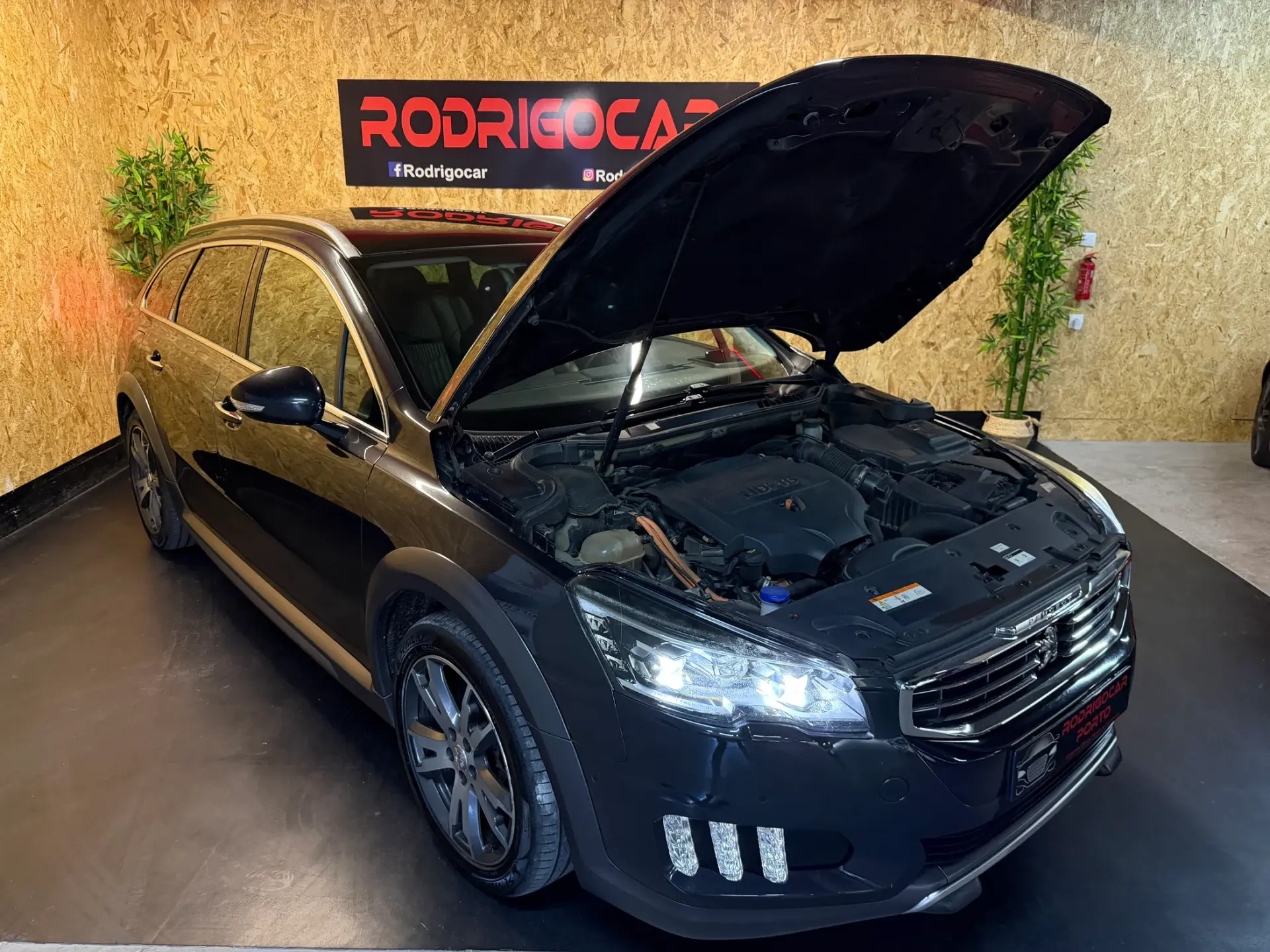 Peugeot 508 RXH 2.0 HDi Hybrid4 2-Tronic 33