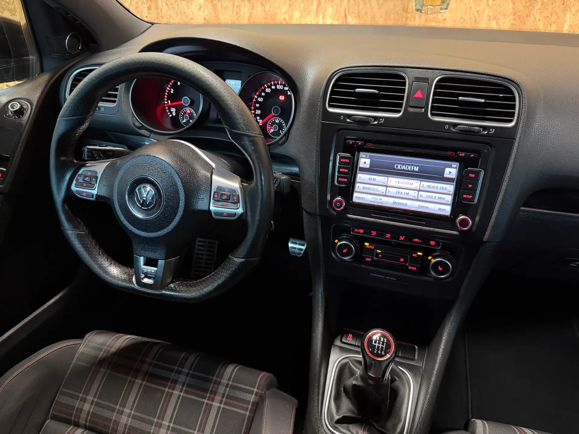 Volkswagen Golf 2.0 TSi GTi 16