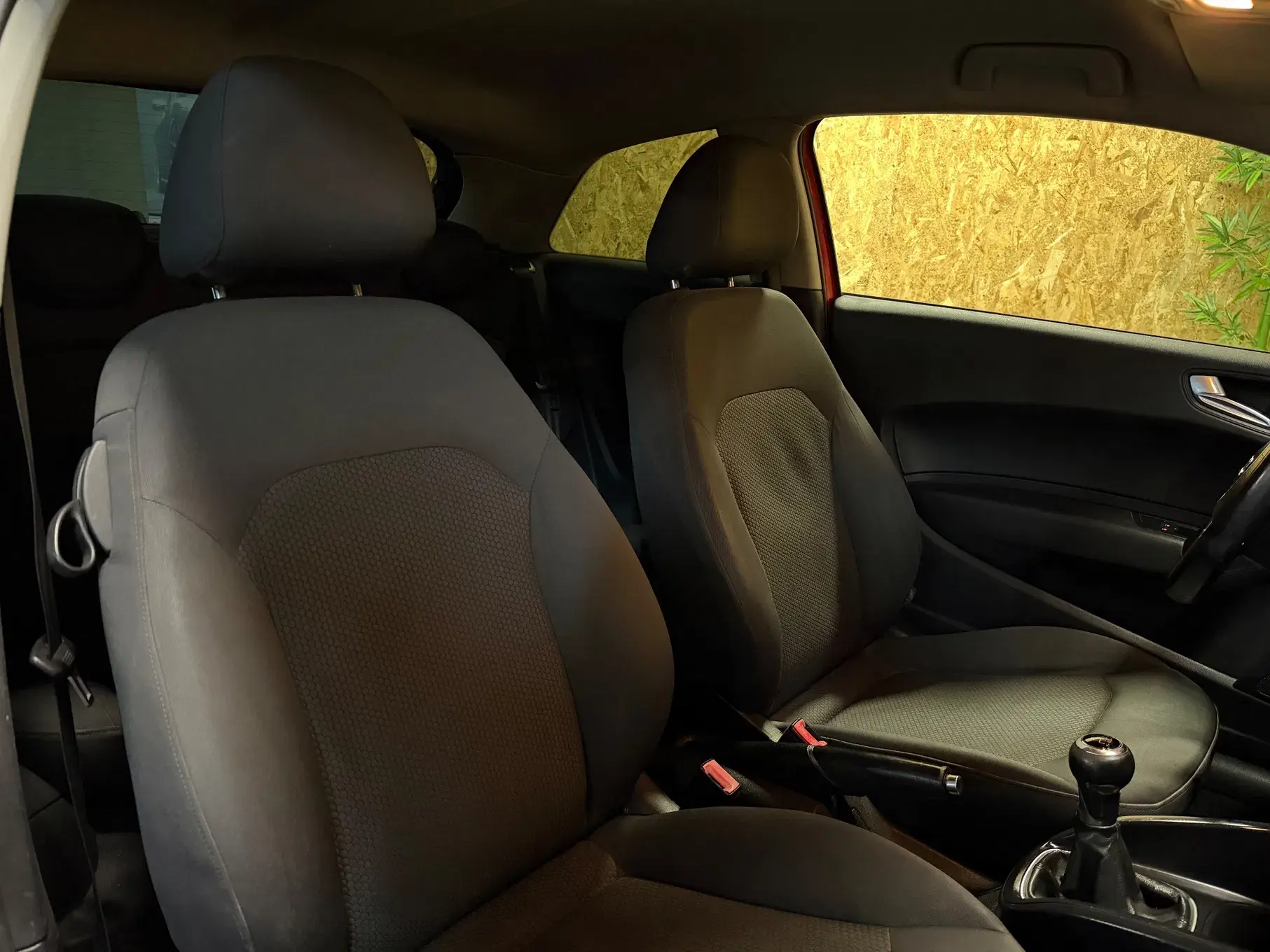 Audi A1 1.6 TDI Advance 2
