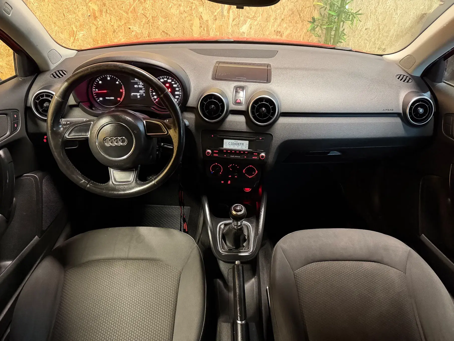 Audi A1 1.6 TDI Advance 4