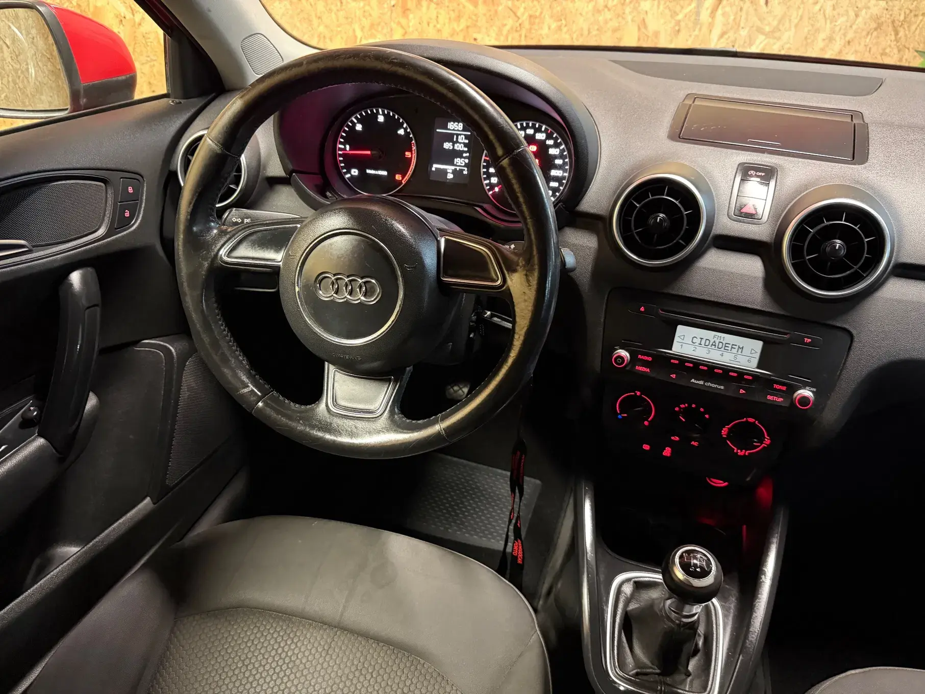 Audi A1 1.6 TDI Advance 5