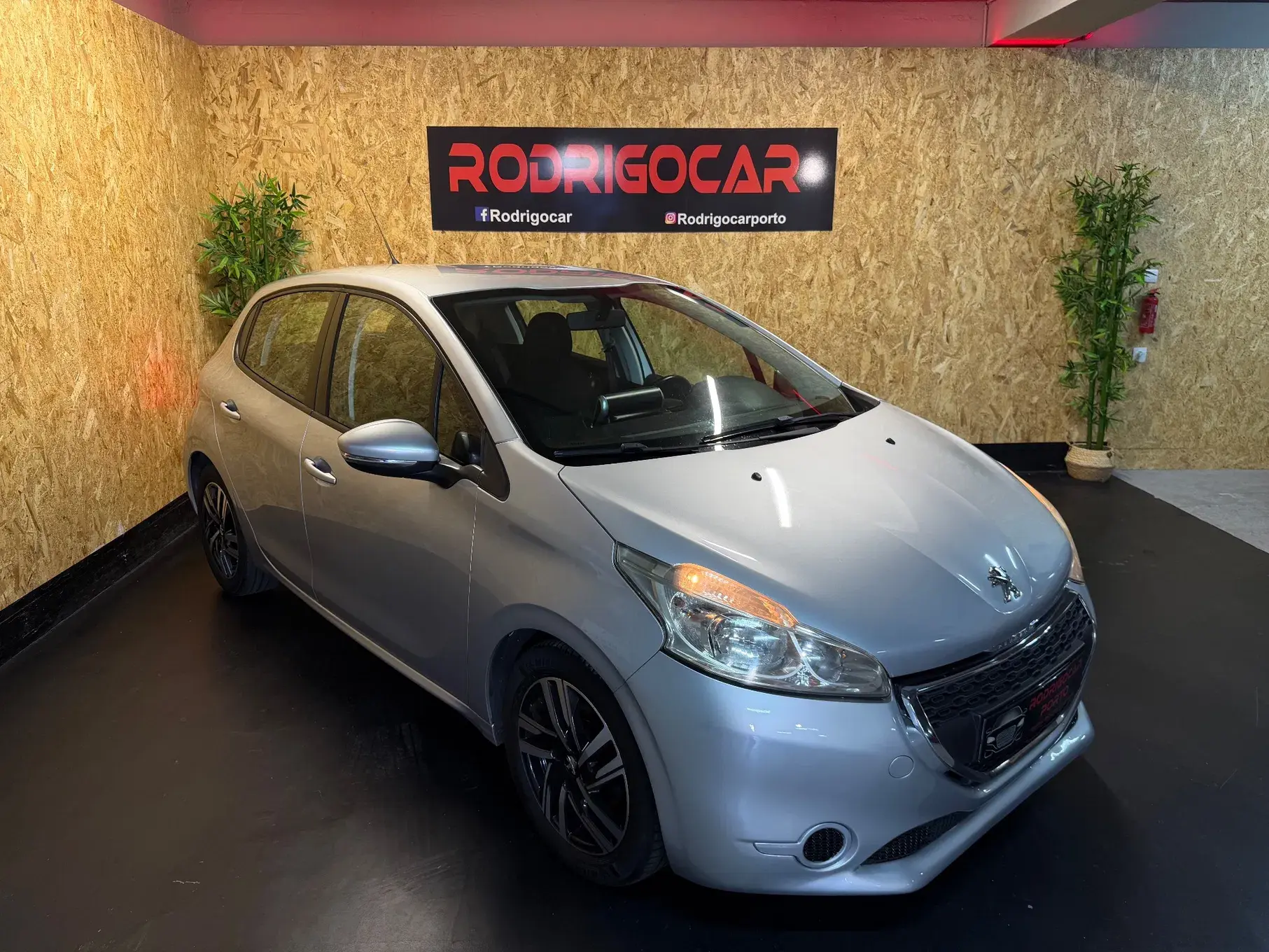 Peugeot 208 1.4 HDi Access 1