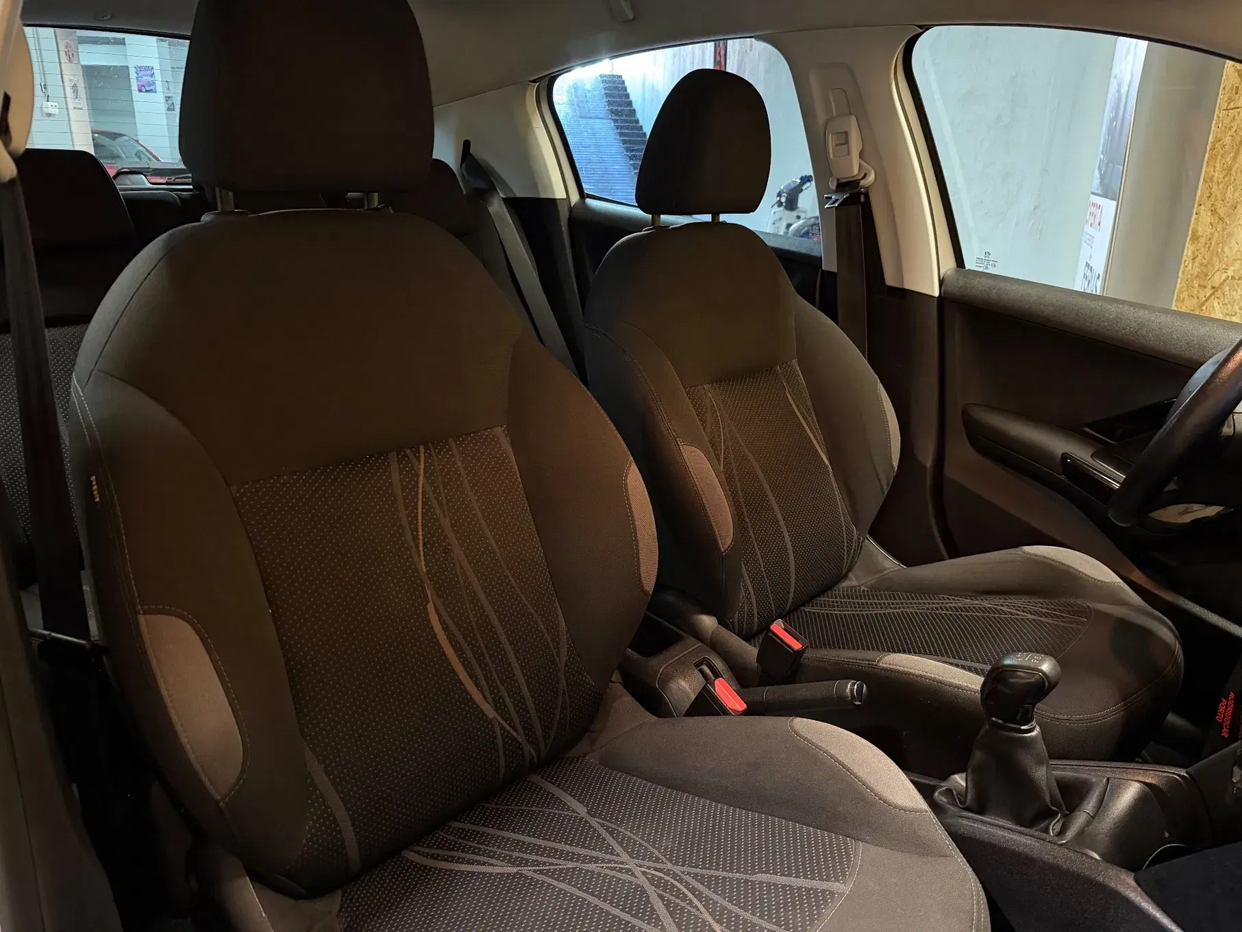 Peugeot 208 1.4 HDi Access 3