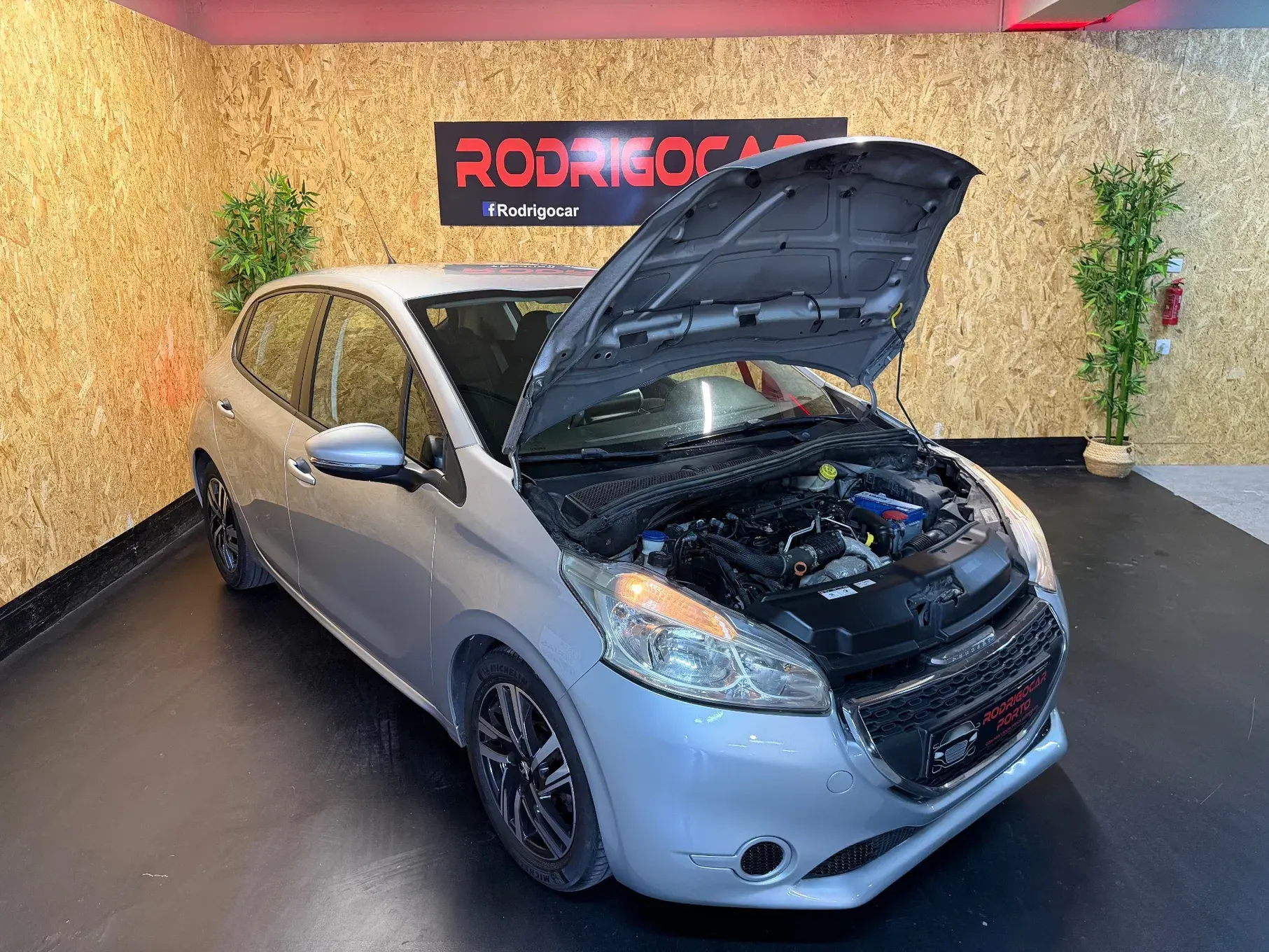 Peugeot 208 1.4 HDi Access 19