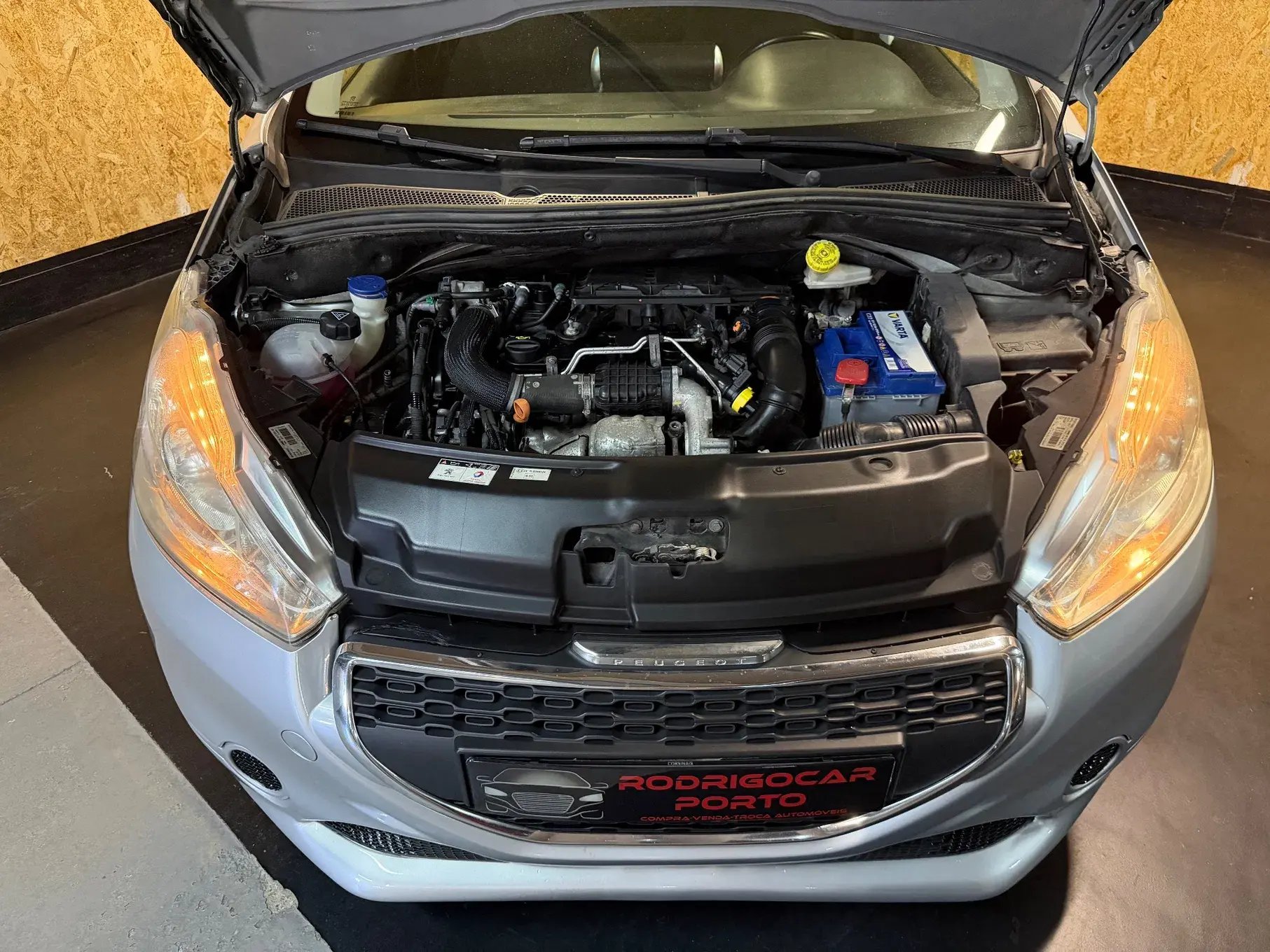 Peugeot 208 1.4 HDi Access 21