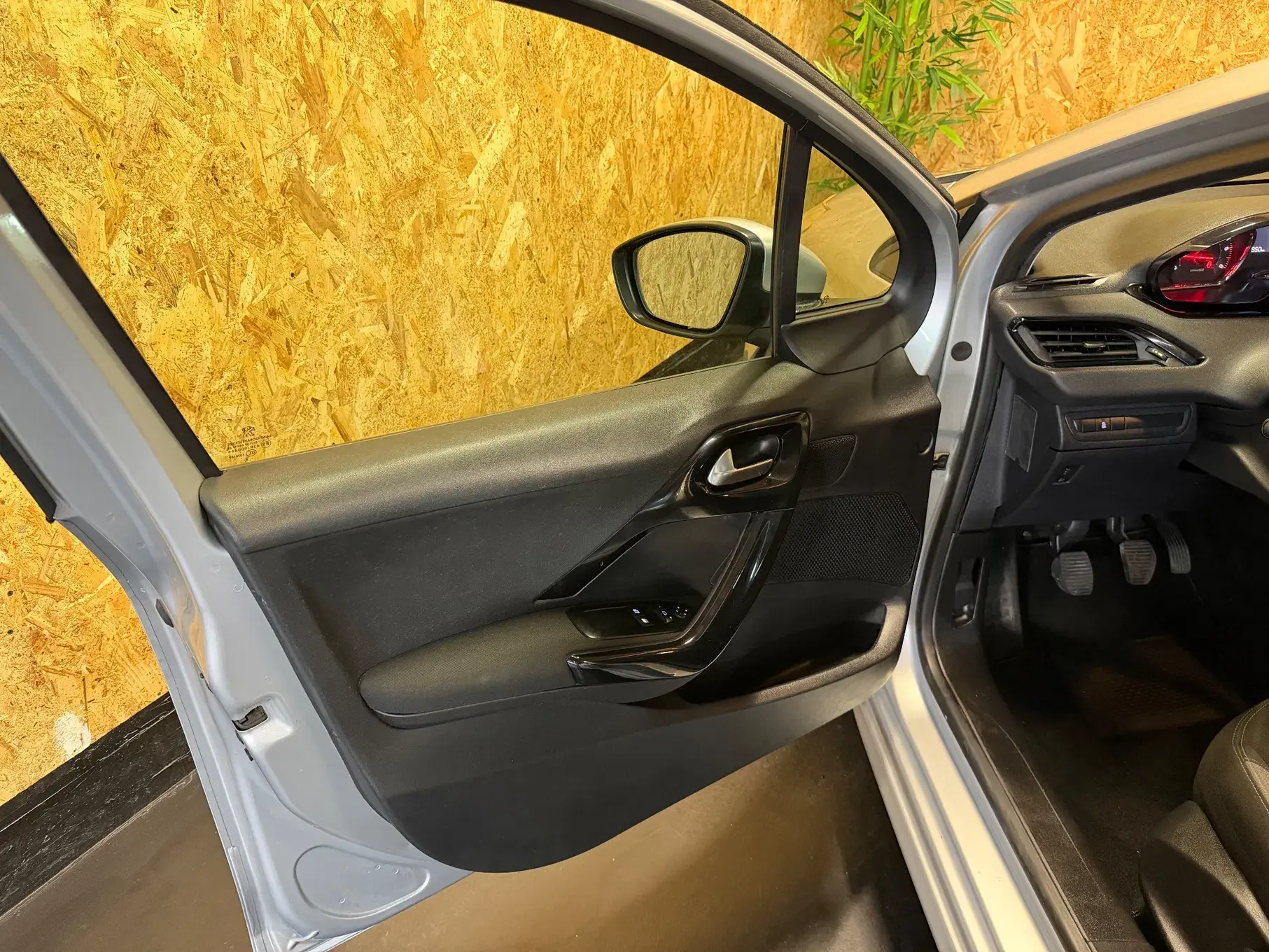 Peugeot 208 1.4 HDi Access 26
