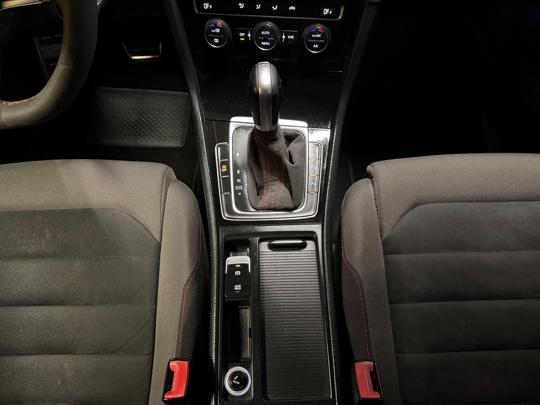 Volkswagen Golf 1.6 TDi Best Edition DSG 8