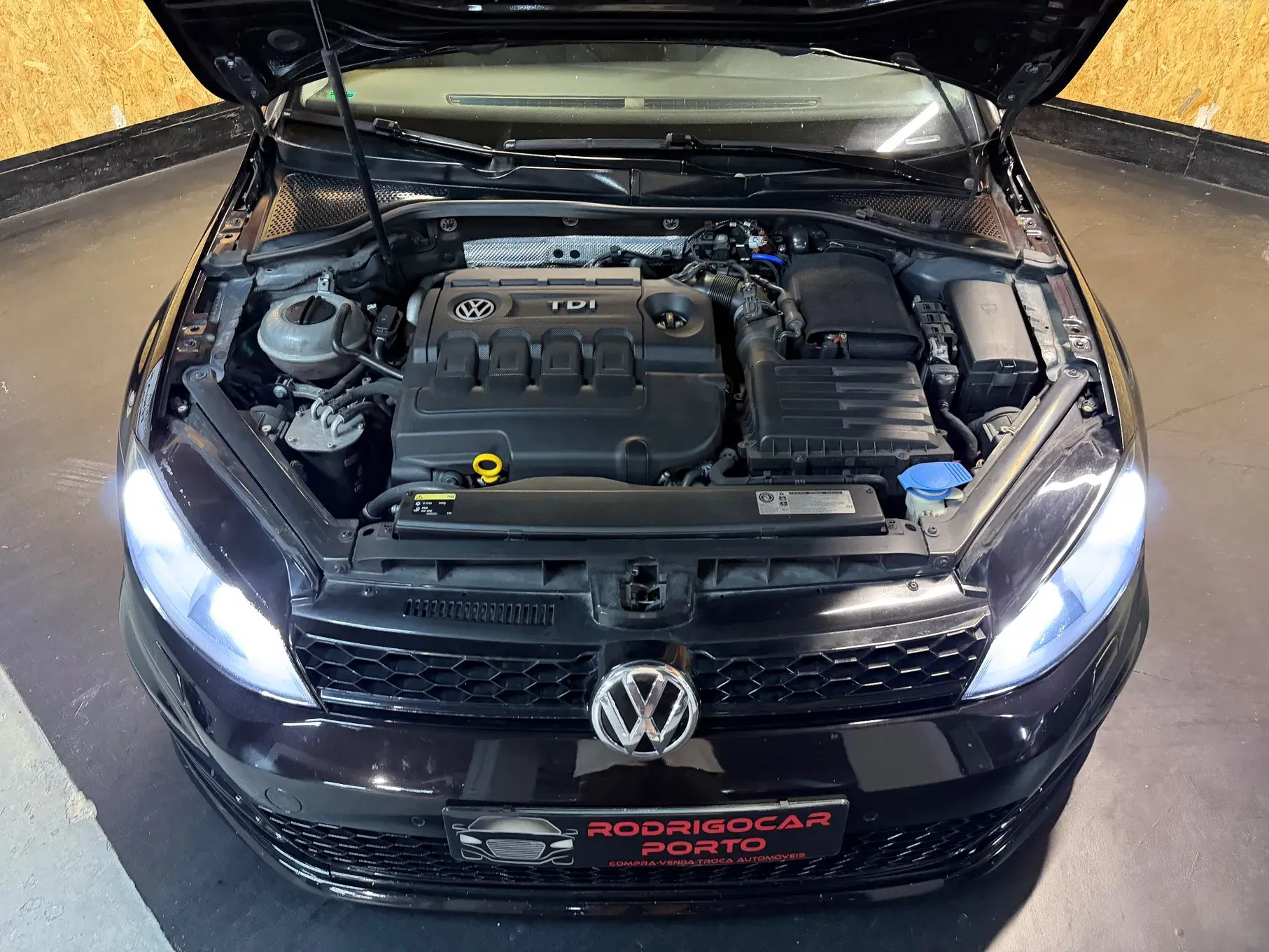 Volkswagen Golf 1.6 TDi Best Edition DSG 32