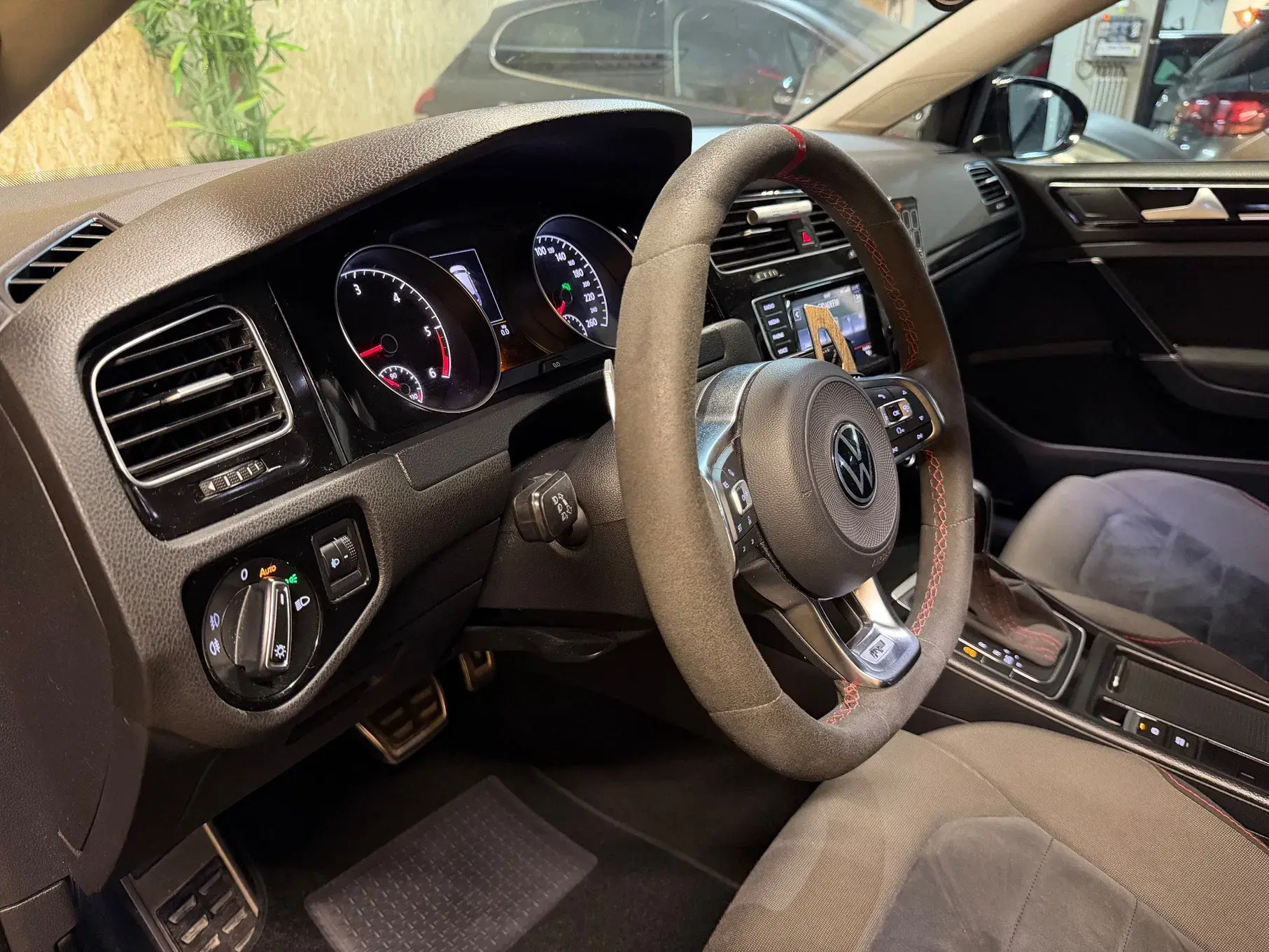 Volkswagen Golf 1.6 TDi Best Edition DSG 36